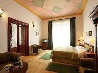 The Charles 4* Прага