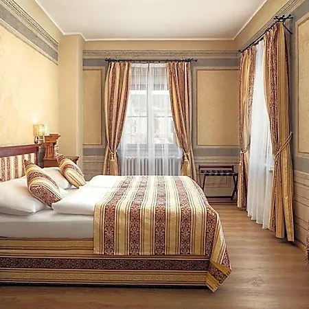 The Charles 4*
