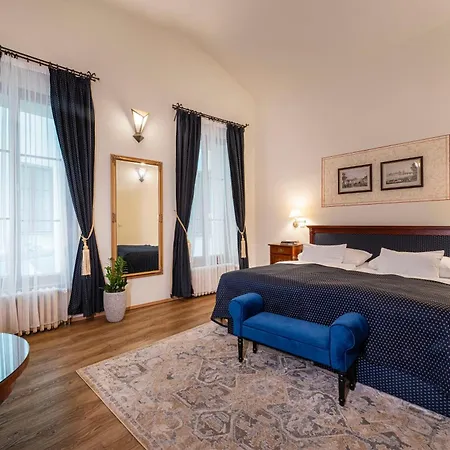 Hotel The Charles