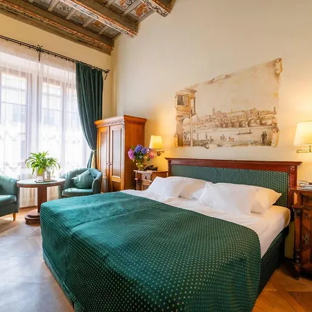 Hotel The Charles 4*