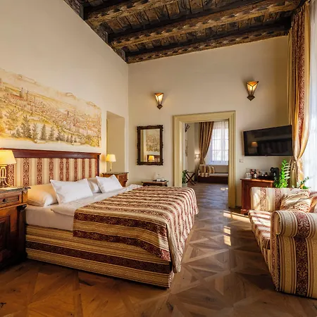 The Charles 4* Prague