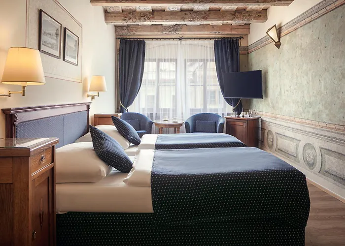 The Charles Отель 4*